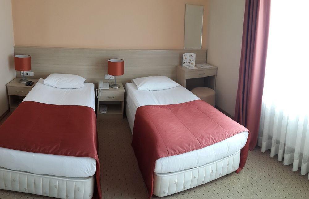 Payidar HOTEL Istanbul Bagian luar foto