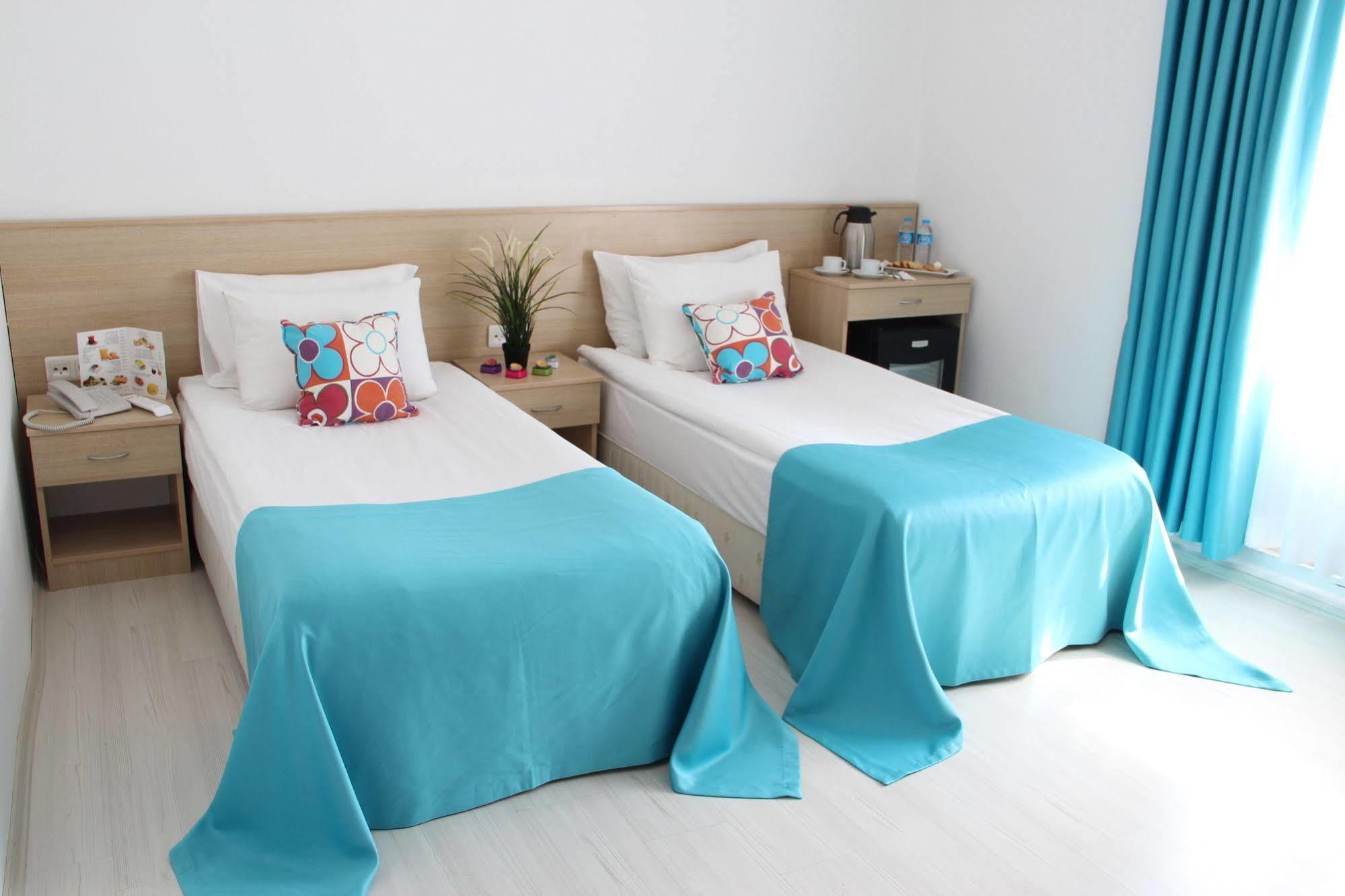Payidar HOTEL Istanbul Bagian luar foto
