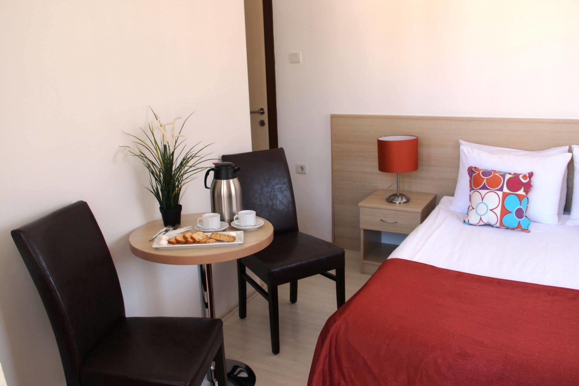 Payidar HOTEL Istanbul Bagian luar foto